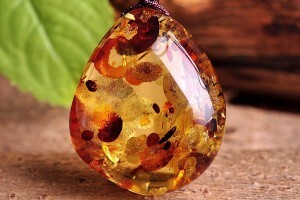 琥珀蜜蠟能用超聲波清洗機進行清洗嗎? 琥珀蜜蠟能用超聲波清洗機進行清洗嗎?