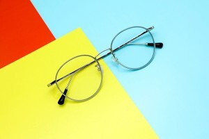 眼鏡黨必備,可以隨身攜帶的超聲波清洗機 眼鏡黨必備,可以隨身攜帶的超聲波清洗機